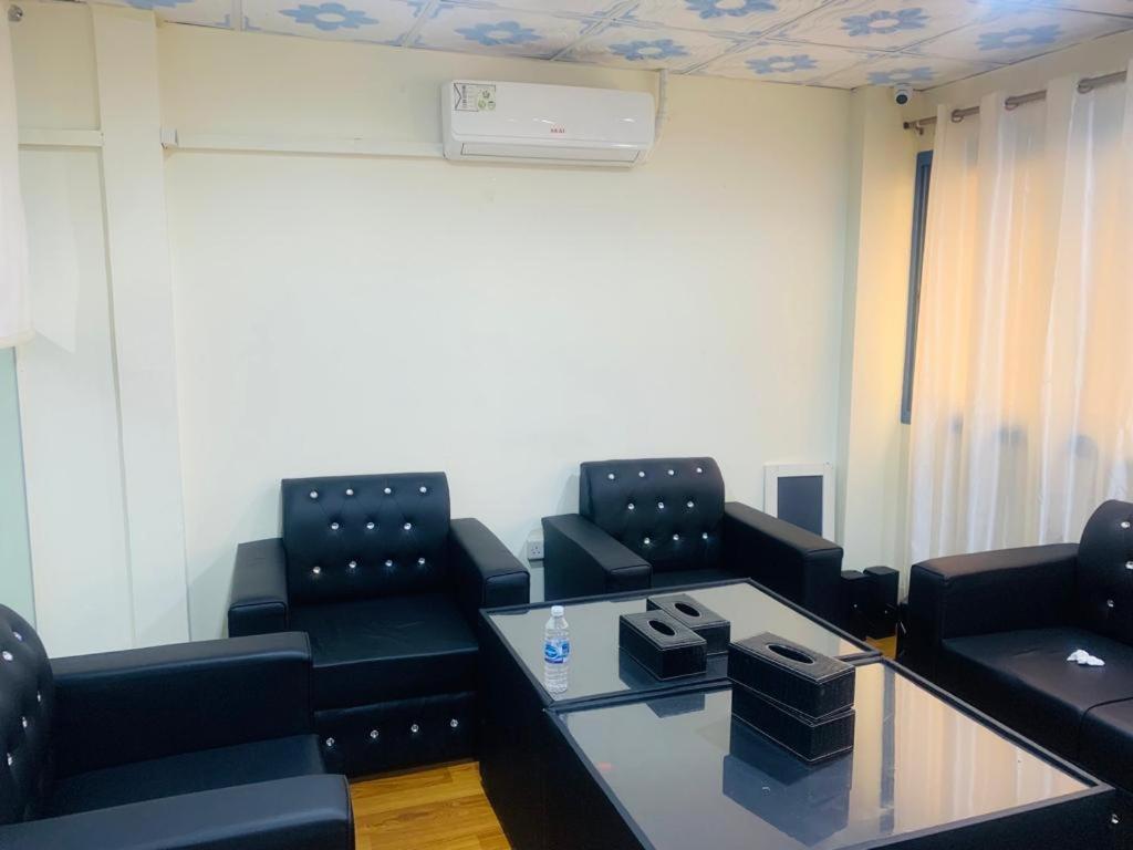 Parasol Hotel Dubaj Kültér fotó