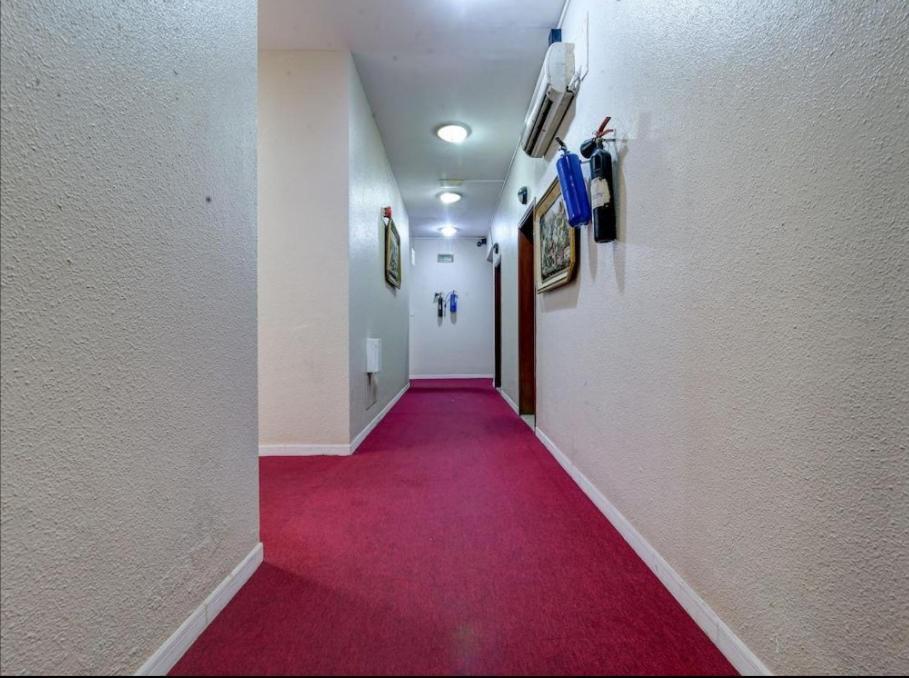 Parasol Hotel Dubaj Kültér fotó